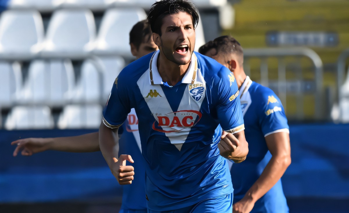 Borelli papà: ‘Mio figlio vuole il Napoli, ma c’è gelo nella trattativa!’ Borelli papà: ‘Mio figlio vuole il Napoli, ma c’è gelo nella trattativa!’
