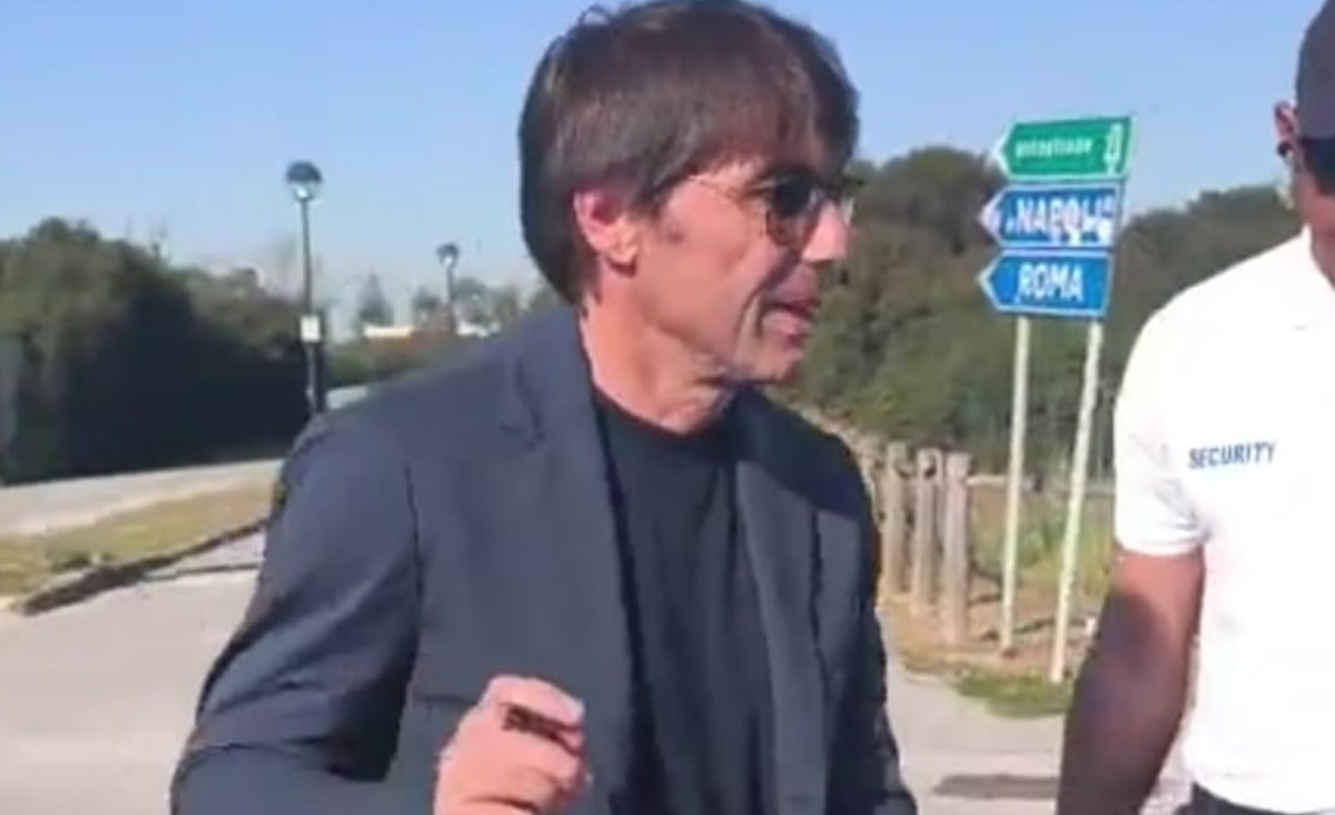 Castel Volturno in subbuglio: i tifosi implorano Conte, è crisi di amore azzurro?
