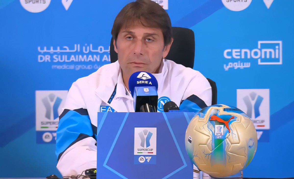 Amoruso lancia la provocazione: ‘Il Napoli ha due stelle, Conte degno di Ferguson!’ Amoruso lancia la provocazione: ‘Il Napoli ha due stelle, Conte degno di Ferguson!’
