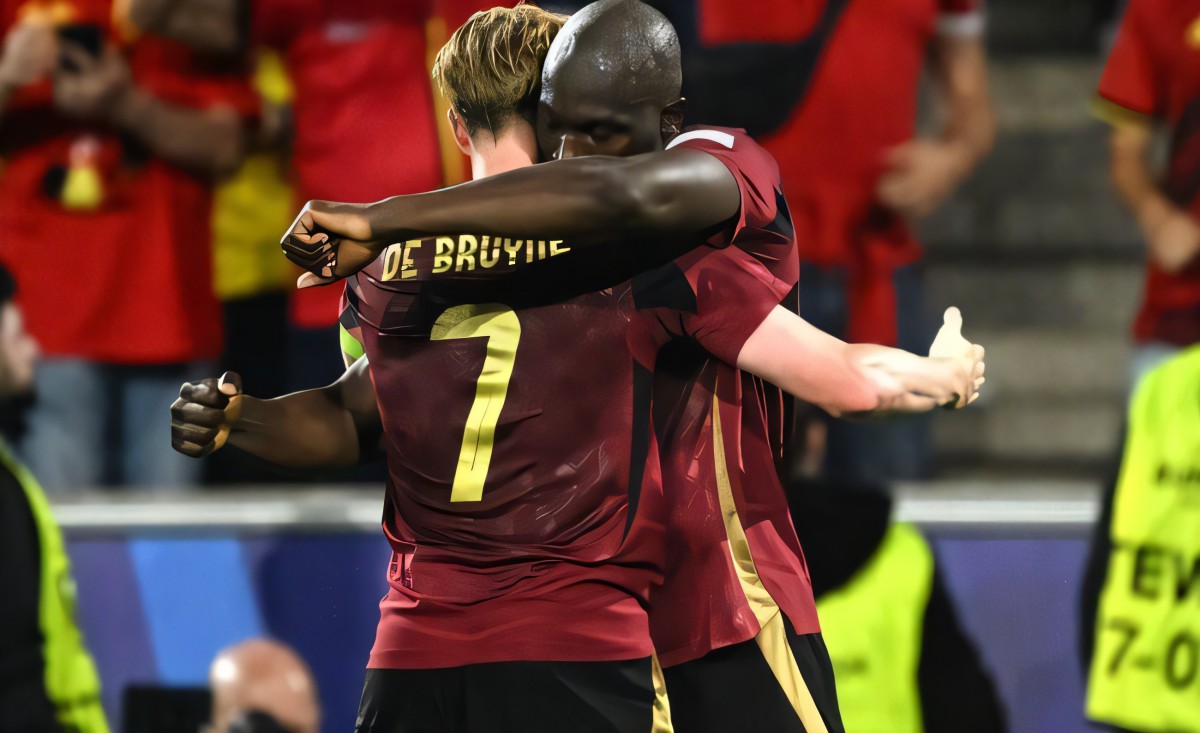 Lukaku contro il Napoli: caos e scontento, l’ombra di De Bruyne aleggia! Lukaku contro il Napoli: caos e scontento, l’ombra di De Bruyne aleggia!
