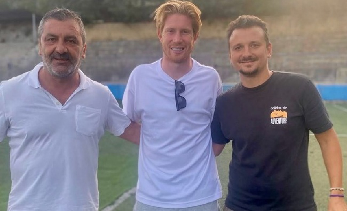 De Bruyne e la furia del papà: svelata la sua routine che fa discutere! De Bruyne e la furia del papà: svelata la sua routine che fa discutere!