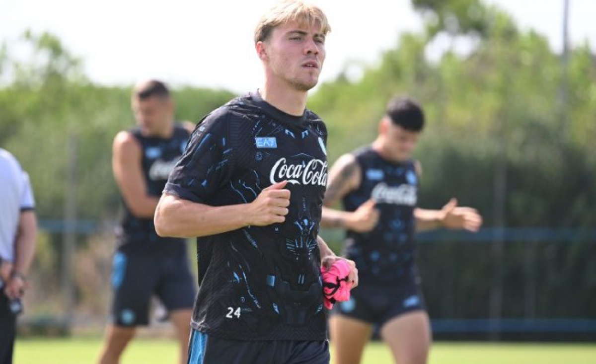 Hojlund al Napoli? Fabbroni infiamma il dibattito: ‘La squadra di Sarri non esiste!’