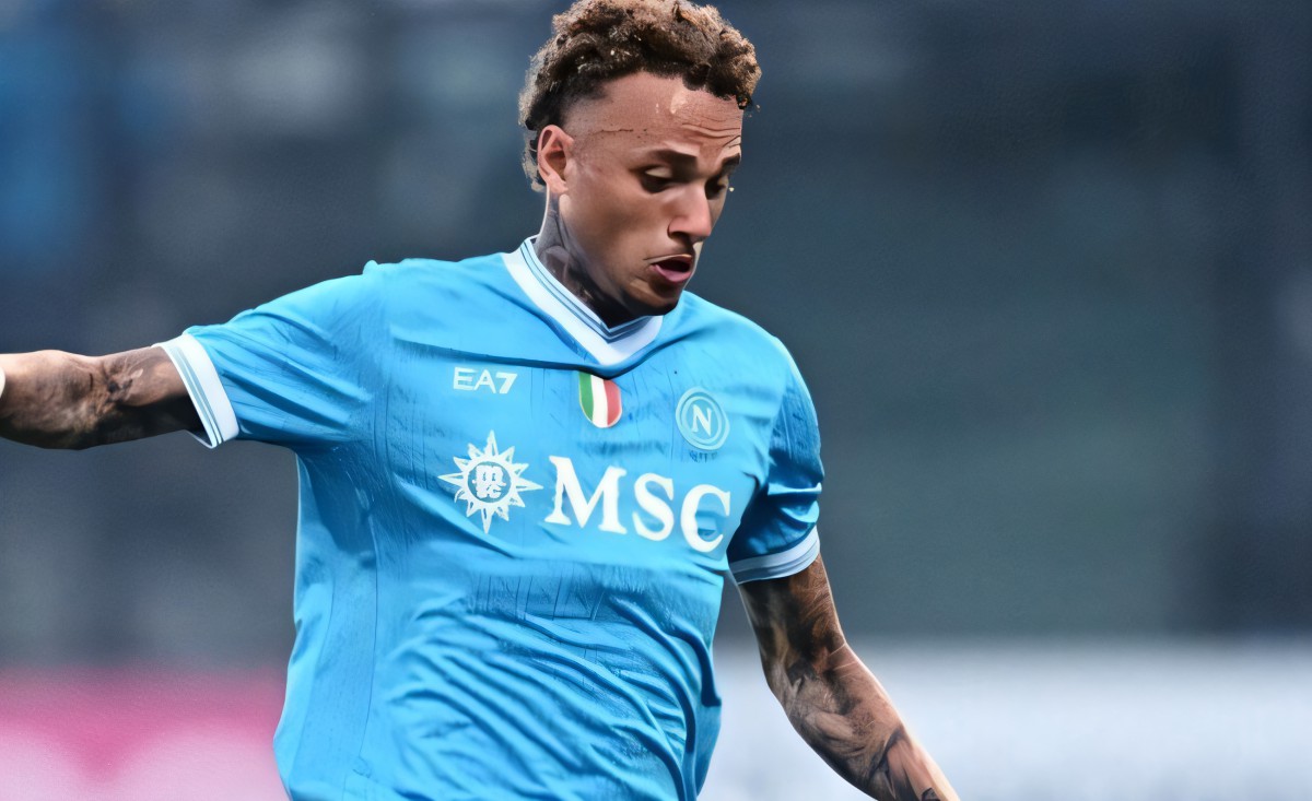 Furia Napoli: Lang pronto a risorgere sotto Sarri, ma i tifosi si dividono!