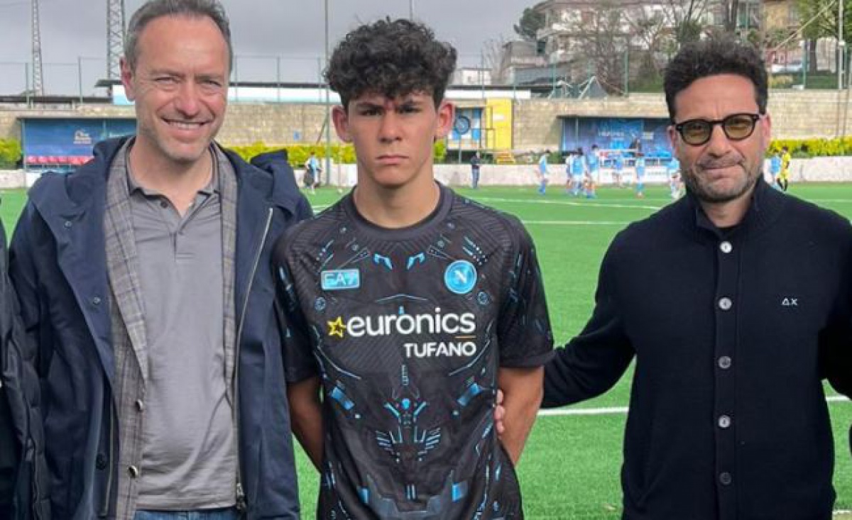 Napoli, colpo di furia: Luciano Lauro guida la rivoluzione del settore giovanile! Napoli, colpo di furia: Luciano Lauro guida la rivoluzione del settore giovanile!