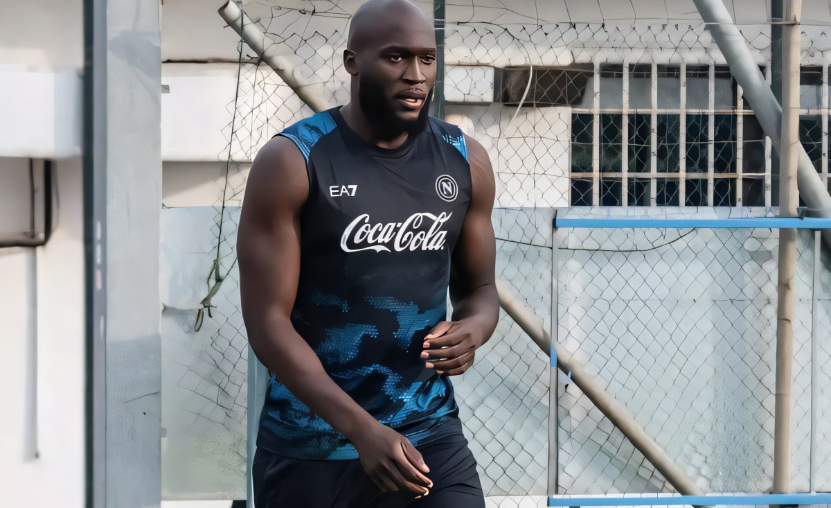 Lukaku diserta l’allenamento del Napoli: il caos continua, Compagnoni alla carica! Lukaku diserta l’allenamento del Napoli: il caos continua, Compagnoni alla carica!
