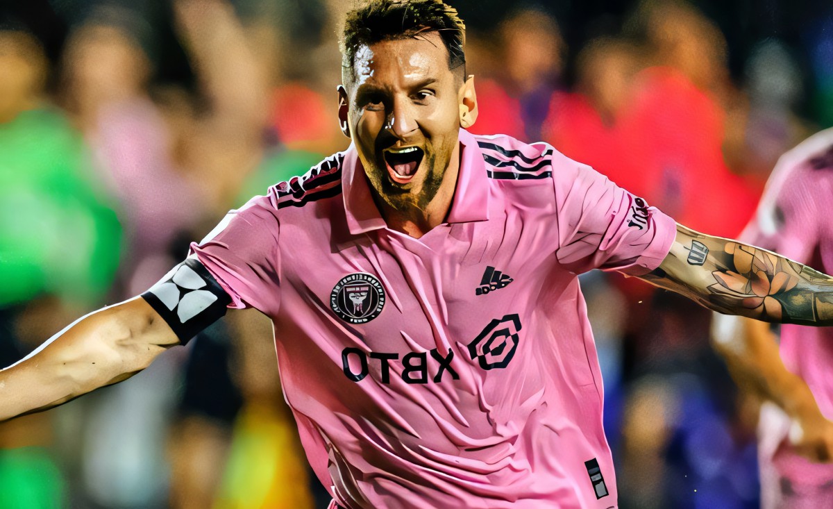Messi all’UE Cornellà: la furia dei tifosi azzurri! Un sogno o un colpo di scena? Messi all’UE Cornellà: la furia dei tifosi azzurri! Un sogno o un colpo di scena?