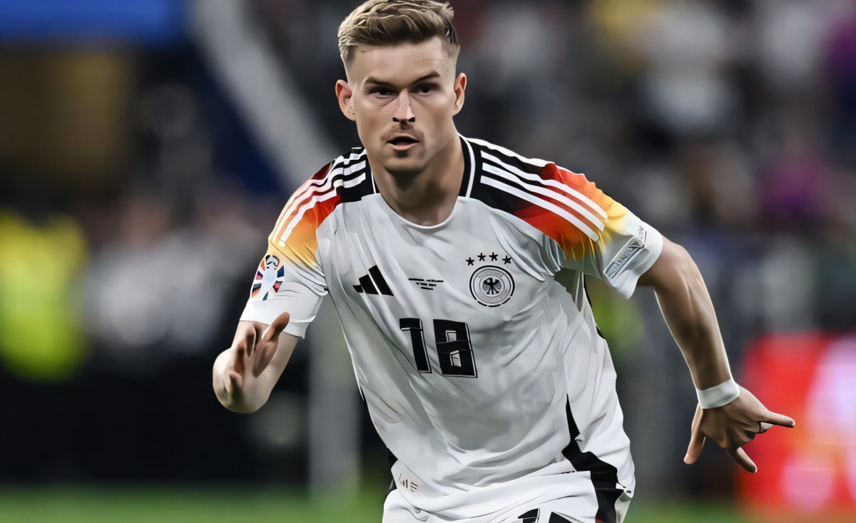 Napoli su Mittelstadt: è guerra di mercato, tifosi in subbuglio! Napoli su Mittelstadt: è guerra di mercato, tifosi in subbuglio!