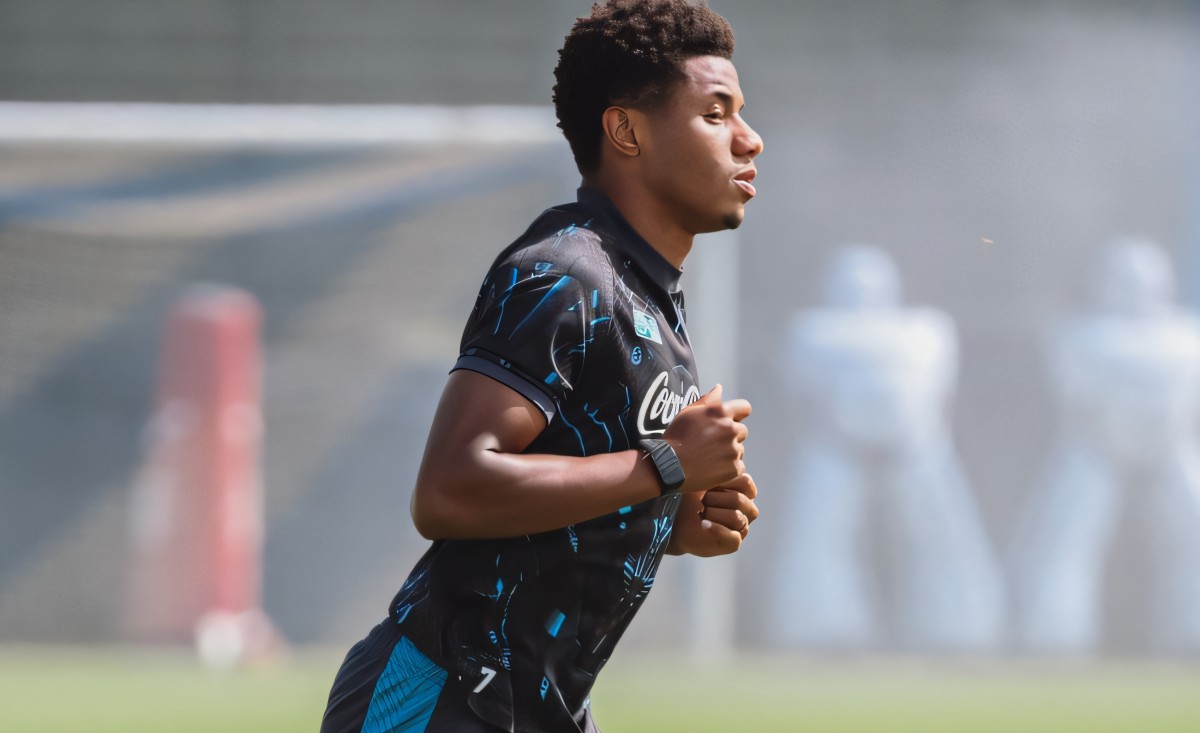 Neres rientra a Castel Volturno: riatletizzazione riparte, bufera finita? Neres rientra a Castel Volturno: riatletizzazione riparte, bufera finita?