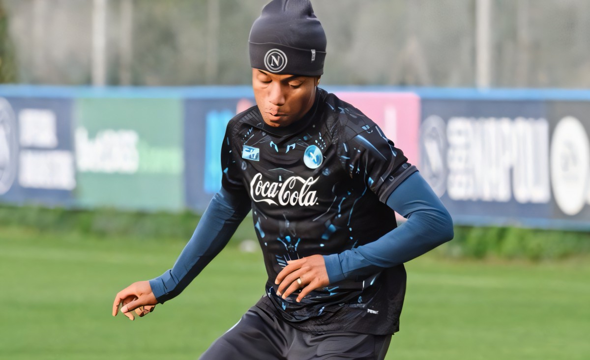 Bufera Neres? A Castel Volturno col Napoli: tempi recupero e sospiro azzurro Bufera Neres? A Castel Volturno col Napoli: tempi recupero e sospiro azzurro