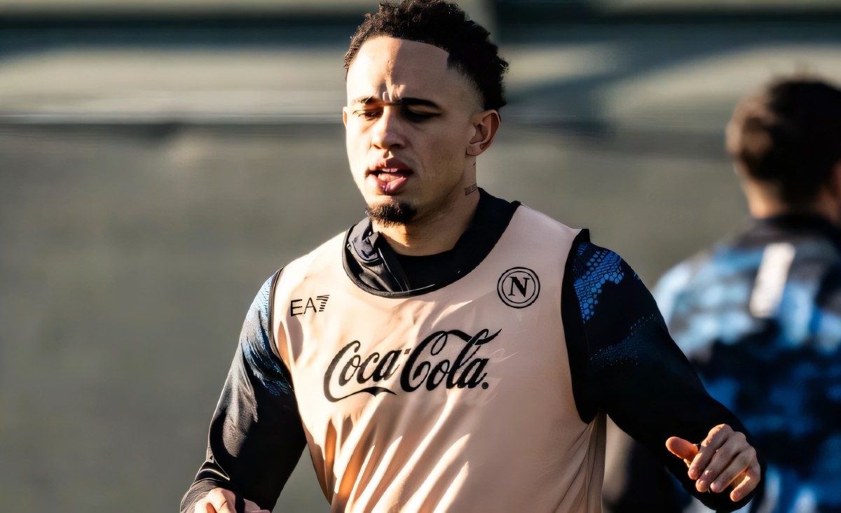 Napoli: caos a -7 dall’Inter, De Bruyne fa tremare i sogni azzurri! Napoli: caos a -7 dall’Inter, De Bruyne fa tremare i sogni azzurri!