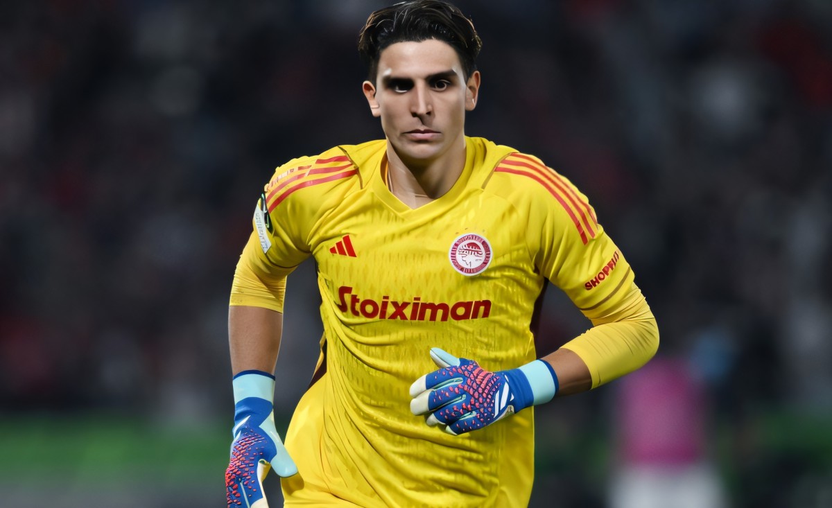 Napoli e Atalanta nel caos per Tzolakis: è il nuovo Szczesny o solo una bufala? Napoli e Atalanta nel caos per Tzolakis: è il nuovo Szczesny o solo una bufala?