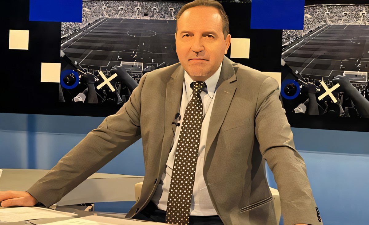 Napoli, la furia dei tifosi: “Grazie a Conte? De Laurentiis prepara la rivoluzione!”