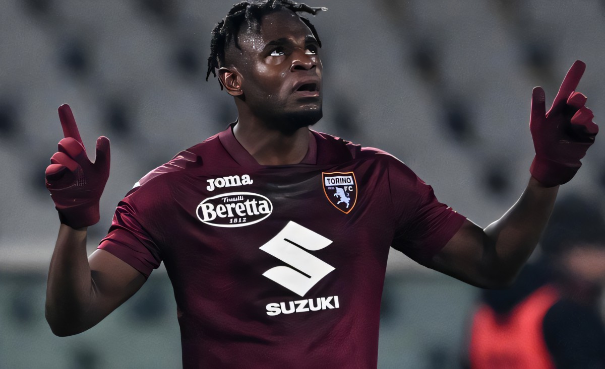 Zapata contro il Napoli: bufera di polemiche e vendetta in arrivo! Zapata contro il Napoli: bufera di polemiche e vendetta in arrivo!