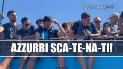 Azzurri sca-te-na-ti! Le immagini dei Campioni d'Italia sul pullman per le strade di Napoli